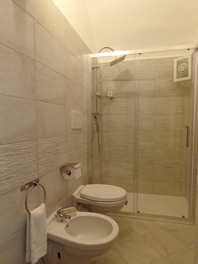 La Dimora Degli Dei Appartement Bari Buitenkant foto